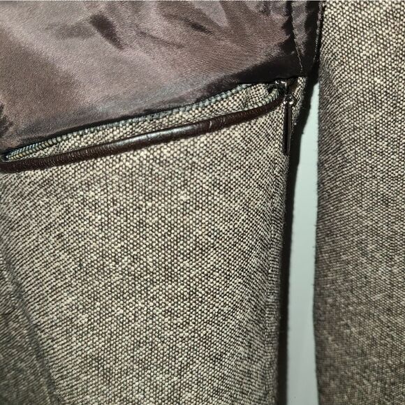 Tahari Wool Blend Tweed Blazer - Picture 7 of 10